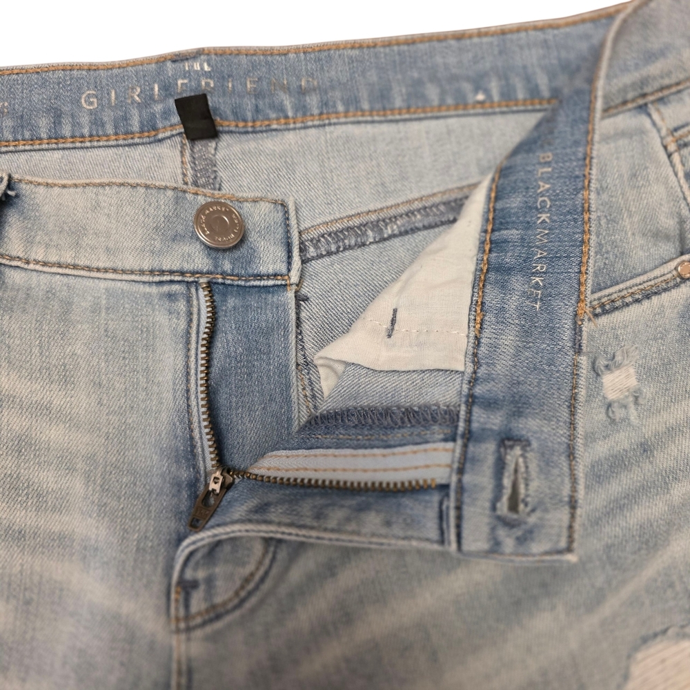 WHBM The Girlfriend Floral Embroidered Light Blue Jeans Size 6 - Picture 5 of 16